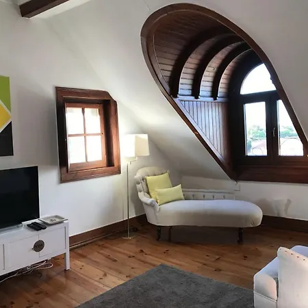 Estrela Panoramic Views By Homing Daire